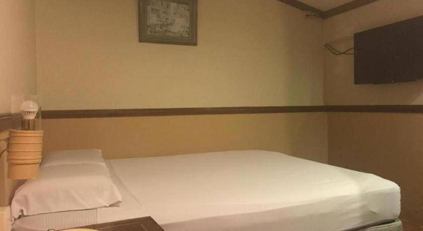 Hotel Four Chain View 2*