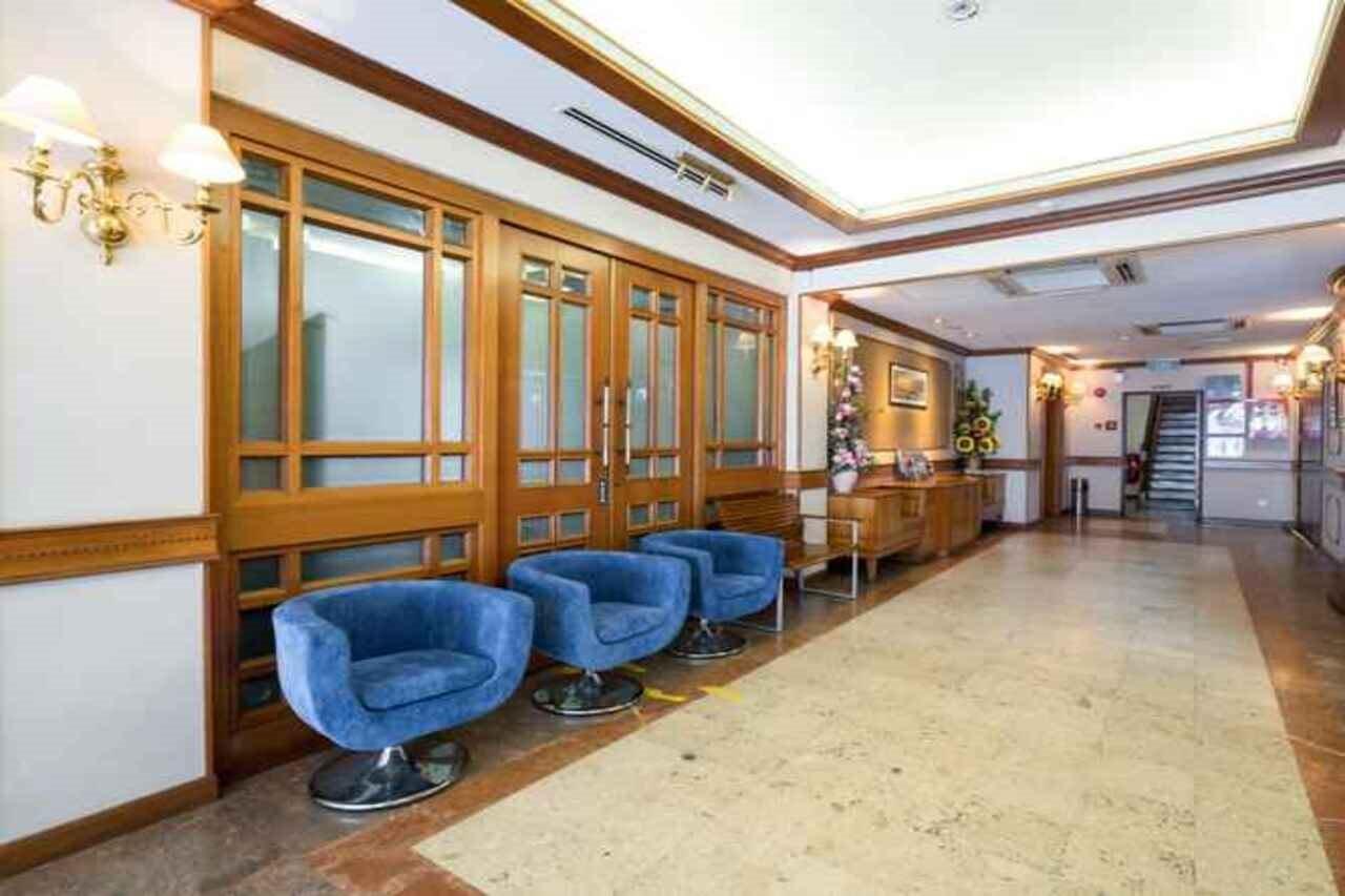 Khách sạn Four Chain View 2*